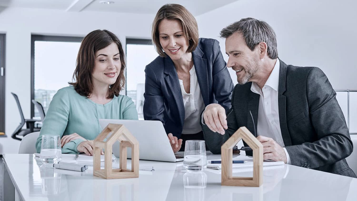 What is Virtual Leasing and How Does it Work?
